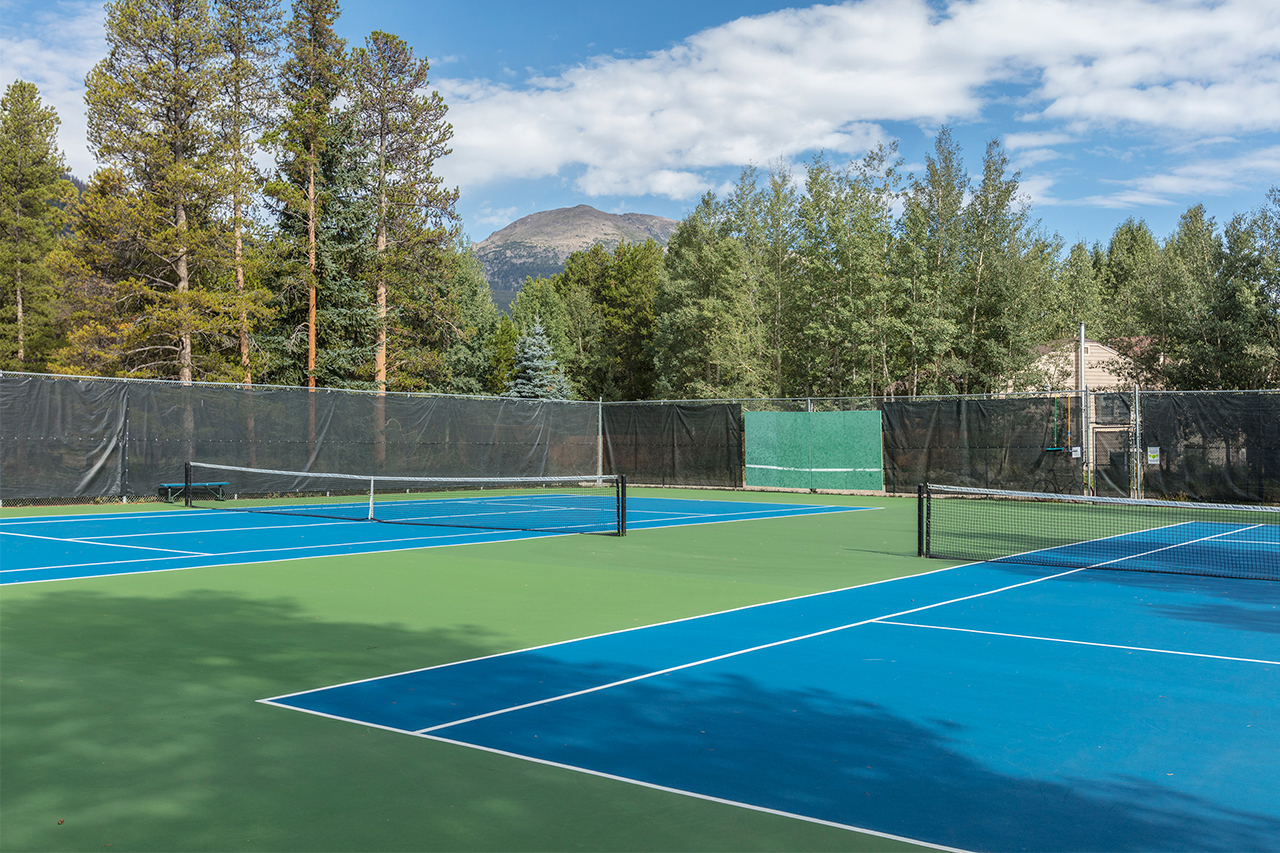 Tennis court at Pioneer Park.